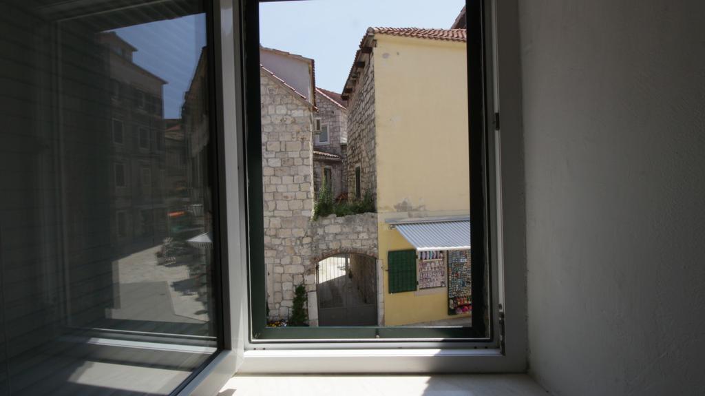 Apartment & River View Omis