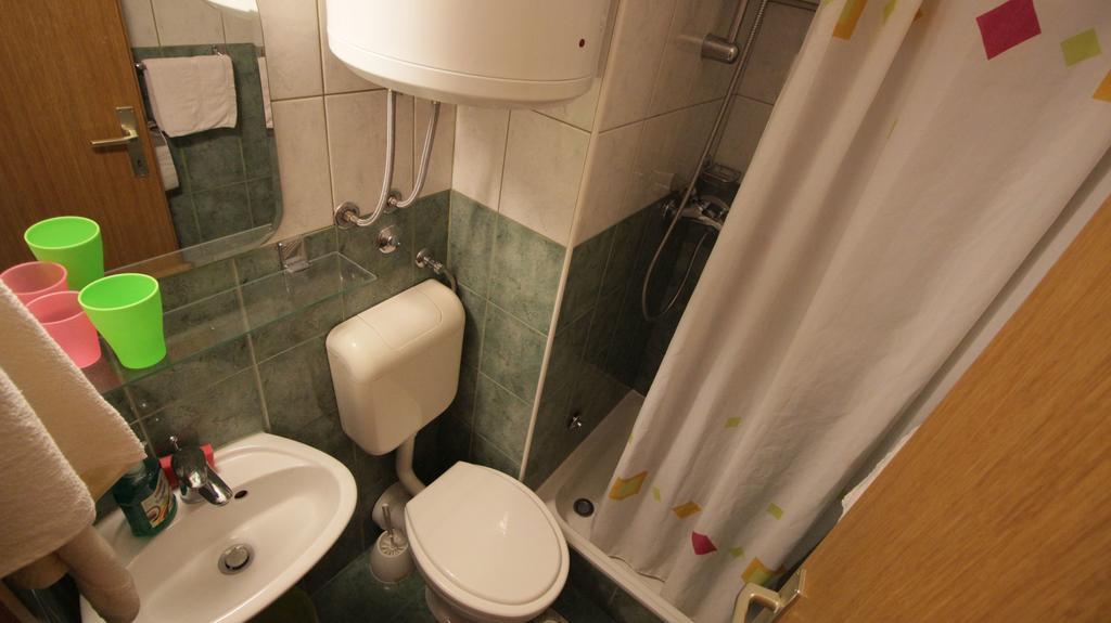 Apartment & River View Omis